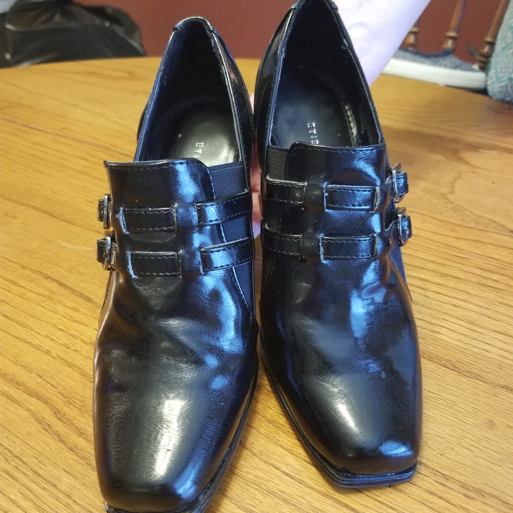 Black Shoes